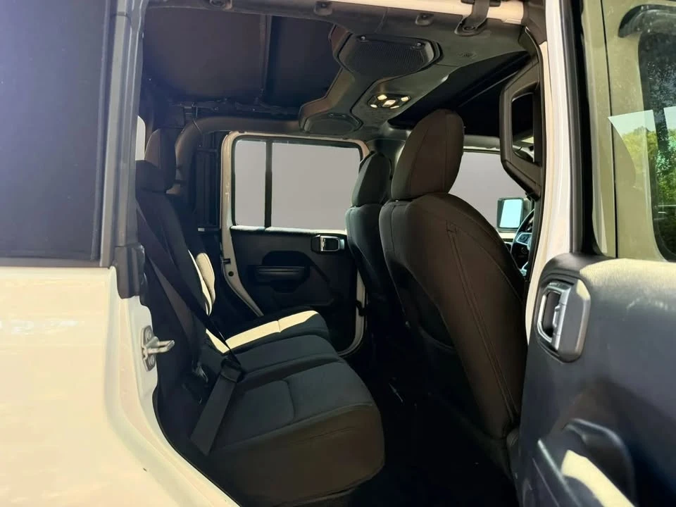 2020 Jeep JT Gladiator - Image 14 of 17
