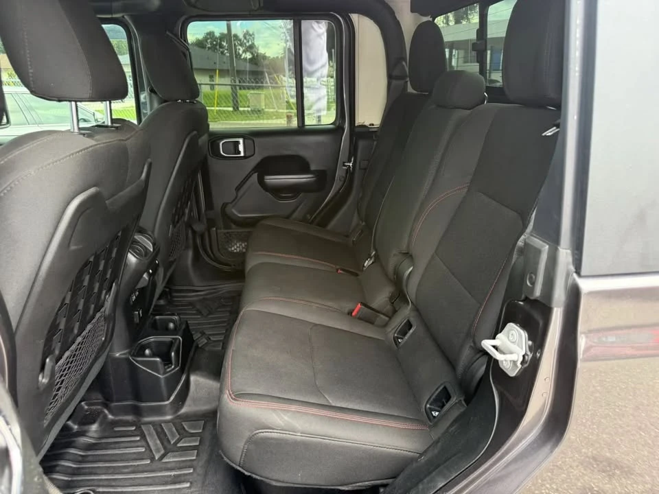 2020 Jeep JT Gladiator - Image 11 of 18