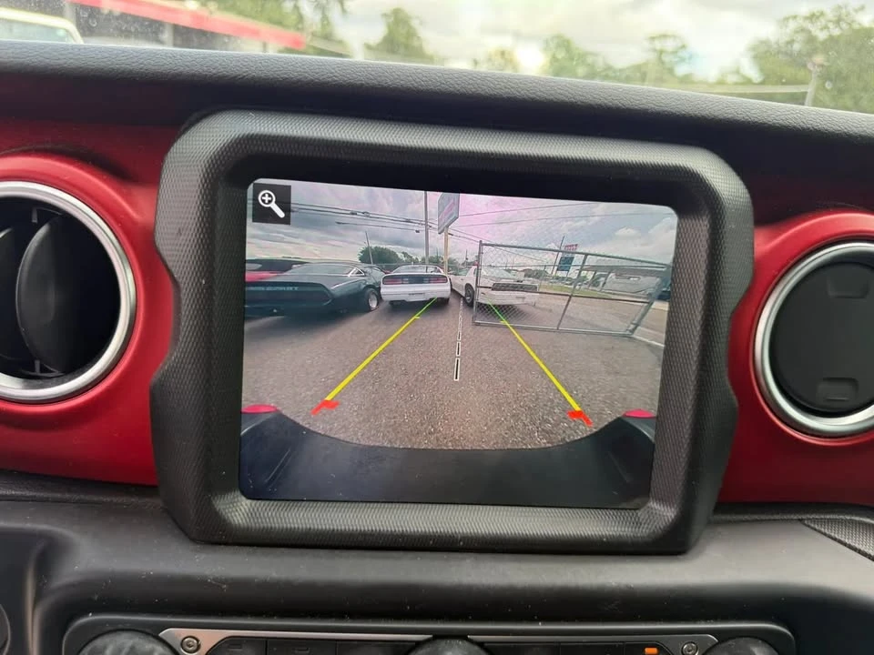 2020 Jeep JT Gladiator - Image 17 of 18