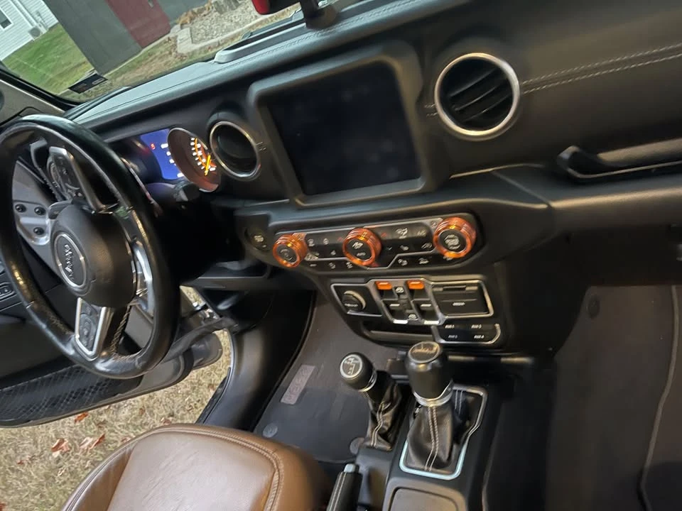 2020 Jeep JT Gladiator - Image 14 of 20