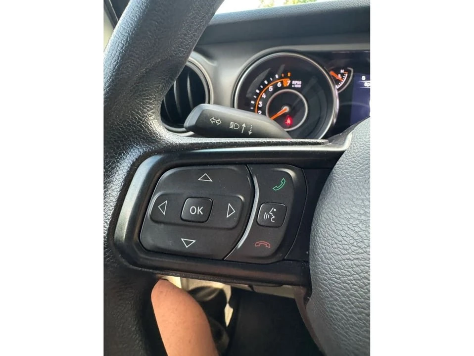 2020 Jeep JT Gladiator - Image 2 of 20