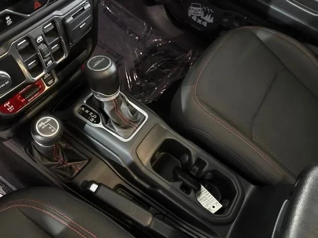 2020 Jeep JT Gladiator - Image 17 of 18