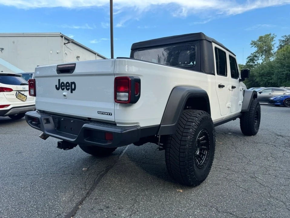 2020 Jeep JT Gladiator - Image 11 of 20