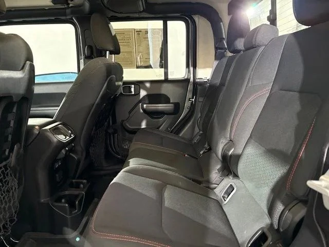 2020 Jeep JT Gladiator - Image 11 of 18