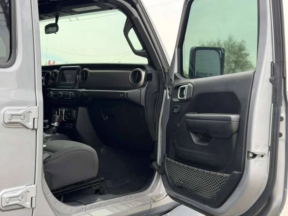 2020 Jeep JT Gladiator - Image 11 of 19