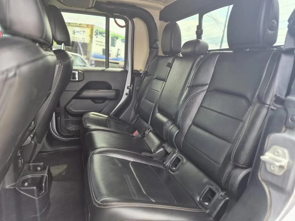 2020 Jeep JT Gladiator - Image 18 of 19