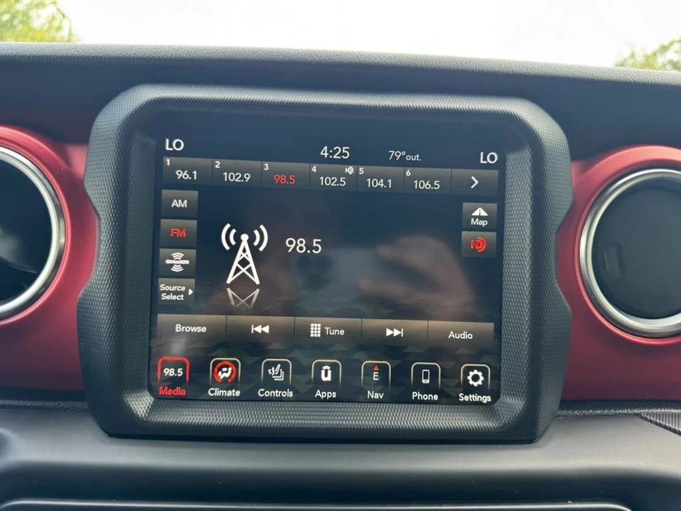 2020 Jeep JT Gladiator - Image 12 of 20