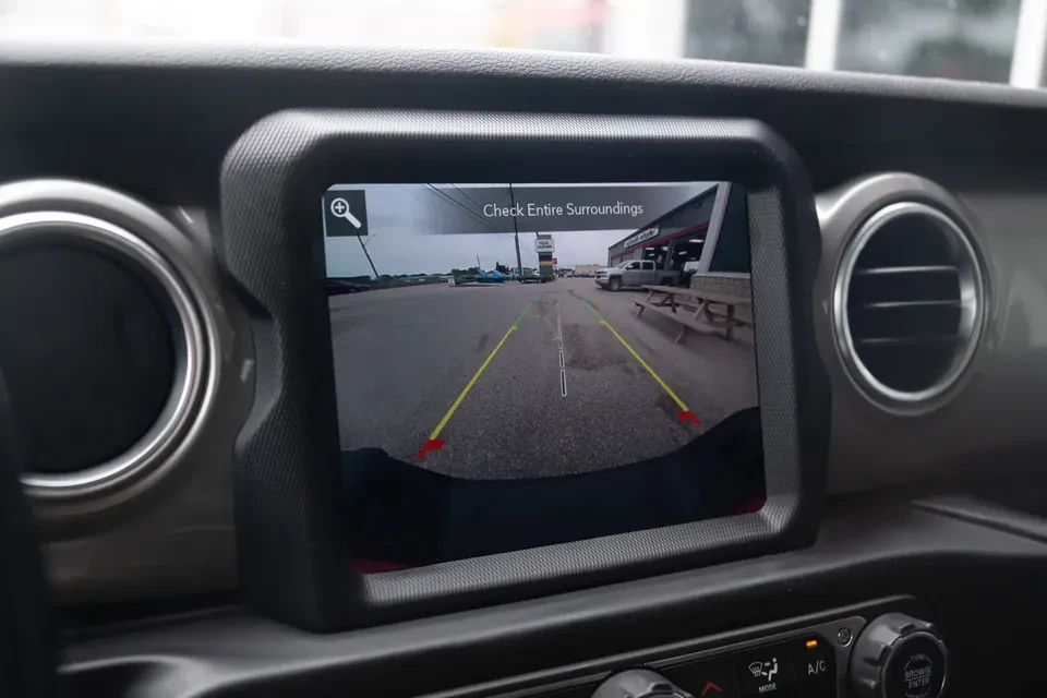2020 Jeep JT Gladiator - Image 12 of 19
