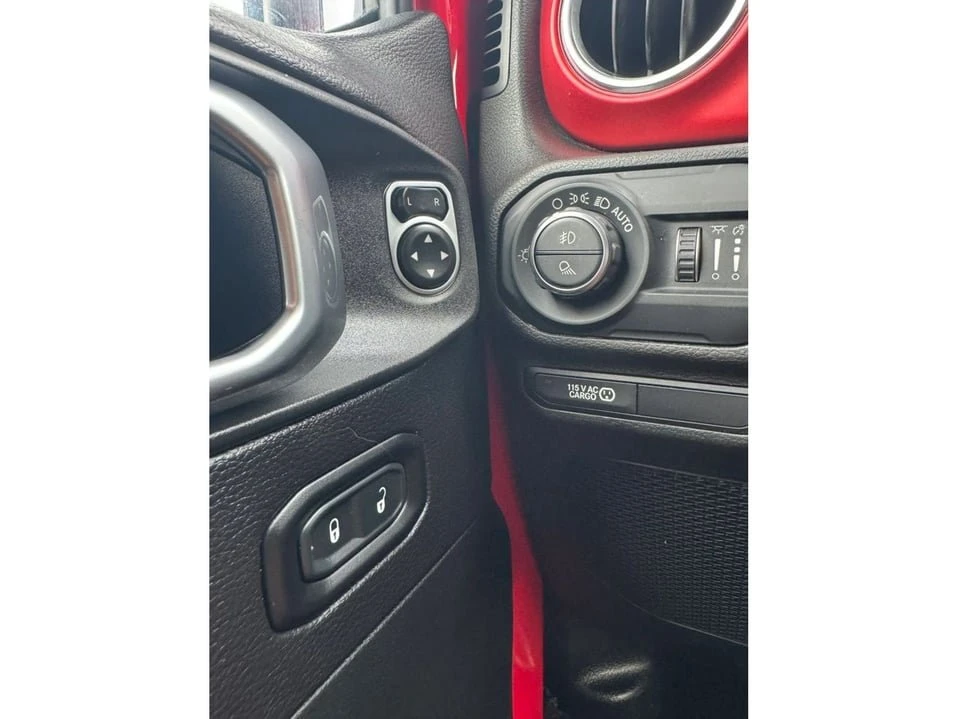 2020 Jeep JT Gladiator - Image 11 of 20