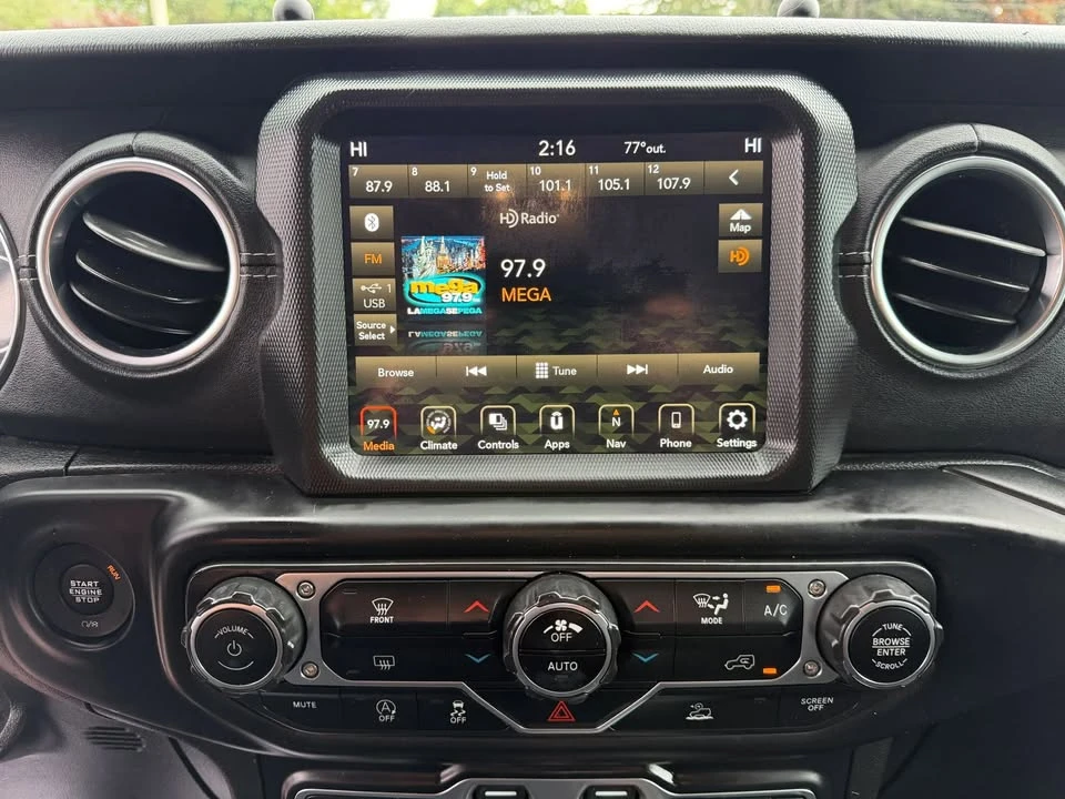 2020 Jeep JT Gladiator - Image 13 of 20