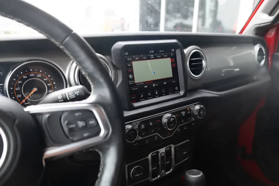 2020 Jeep JT Gladiator - Image 11 of 19