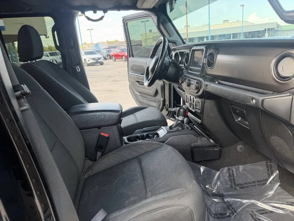 2020 Jeep JT Gladiator - Image 17 of 20