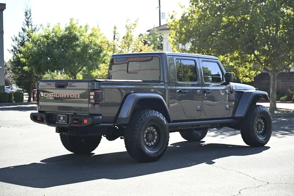 2020 Jeep JT Gladiator - Image 5 of 20