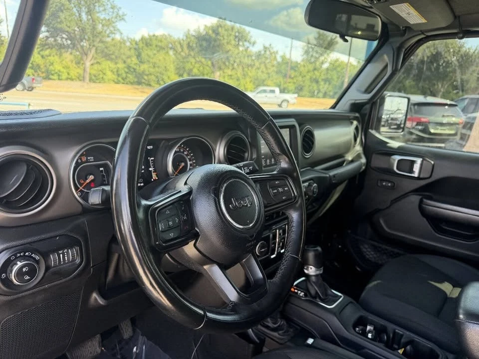 2020 Jeep JT Gladiator - Image 12 of 20