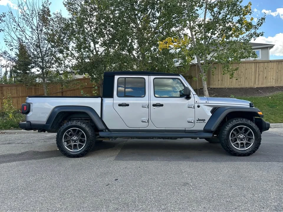 2020 Jeep JT Gladiator - Image 3 of 11