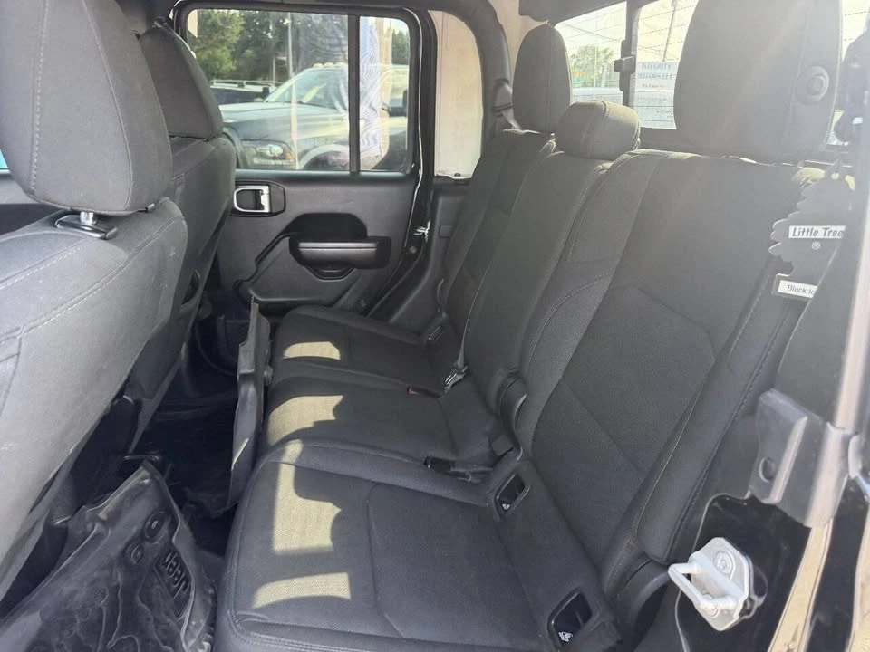 2020 Jeep JT Gladiator - Image 19 of 20
