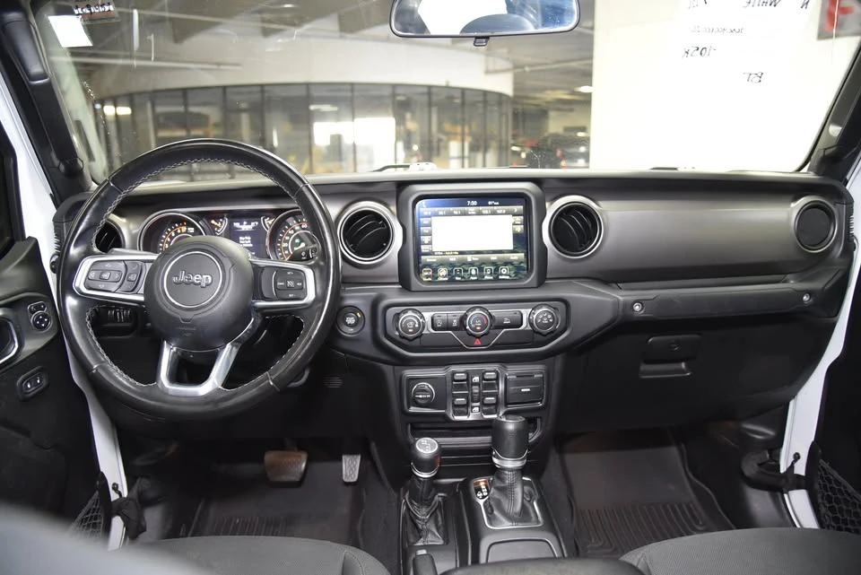 2020 Jeep JT Gladiator - Image 11 of 16
