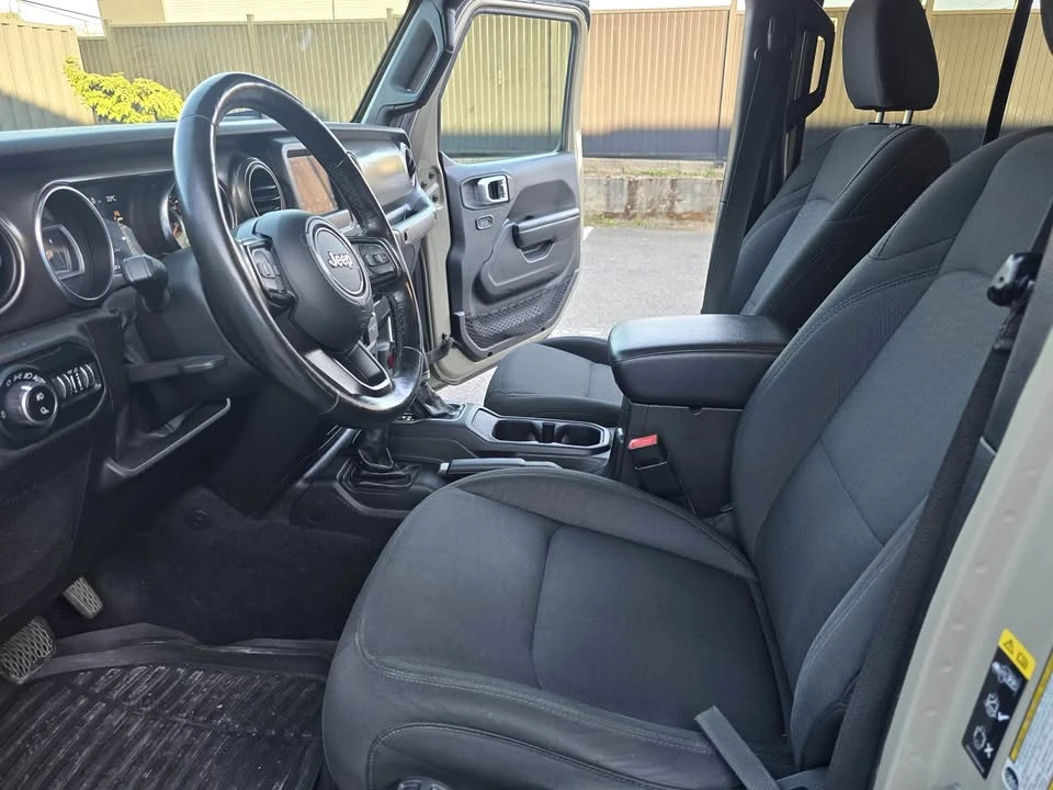 2020 Jeep JT Gladiator - Image 7 of 17