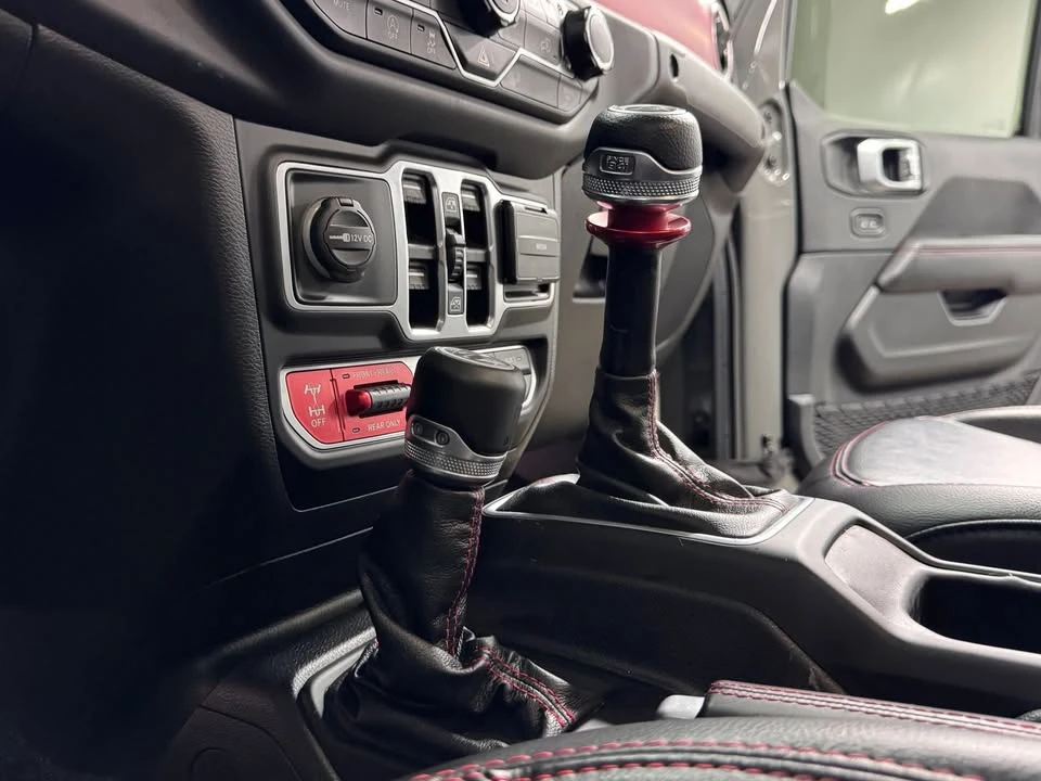 2020 Jeep JT Gladiator - Image 13 of 20