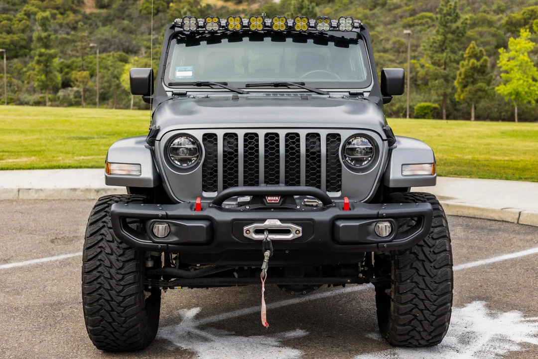 2020 Jeep JT Gladiator - Image 2 of 31