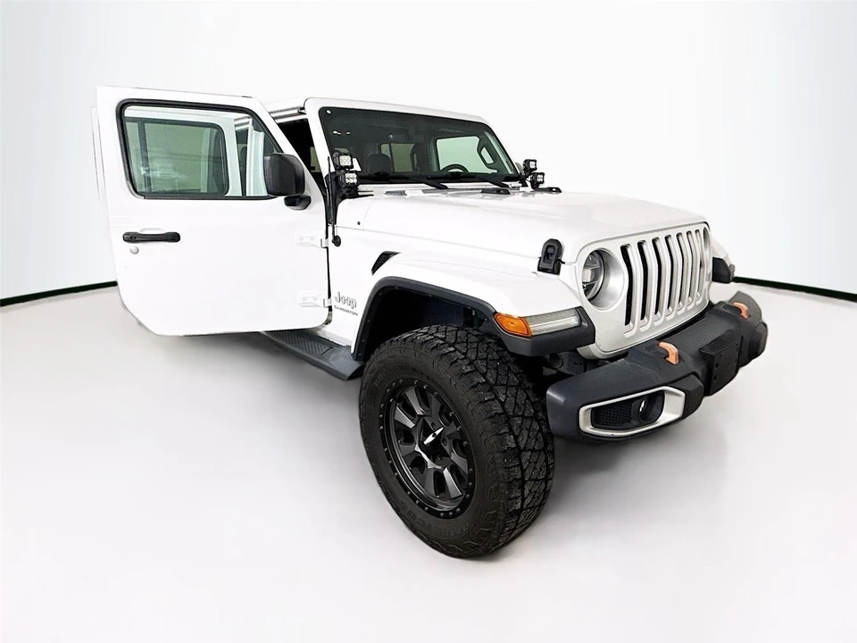 2020 Jeep JT Gladiator - Image 18 of 19