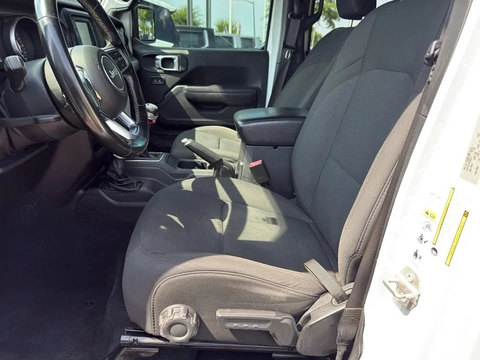 2020 Jeep JT Gladiator - Image 13 of 20