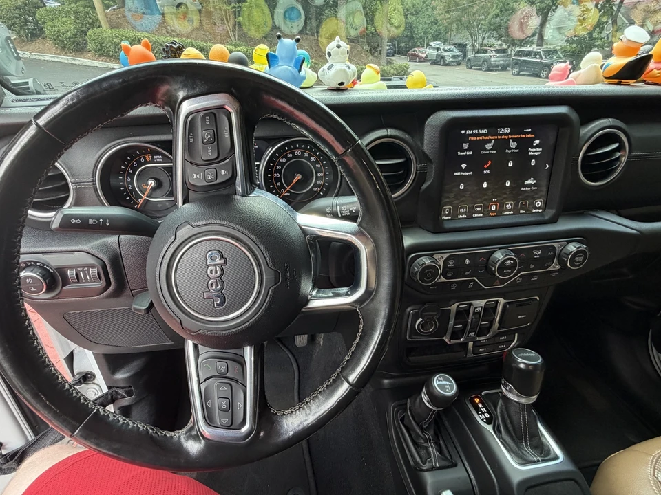 2020 Jeep JT Gladiator - Image 17 of 23