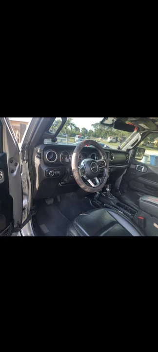 2020 Jeep JT Gladiator - Image 12 of 13