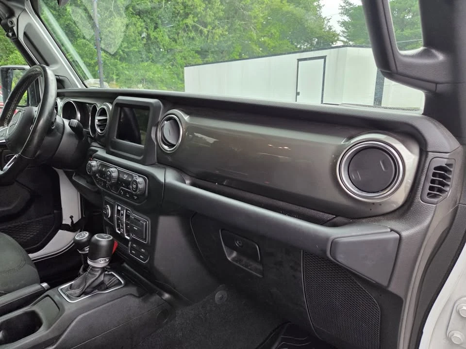 2020 Jeep JT Gladiator - Image 13 of 20