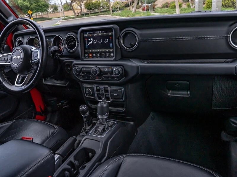 2020 Jeep JT Gladiator - Image 17 of 21