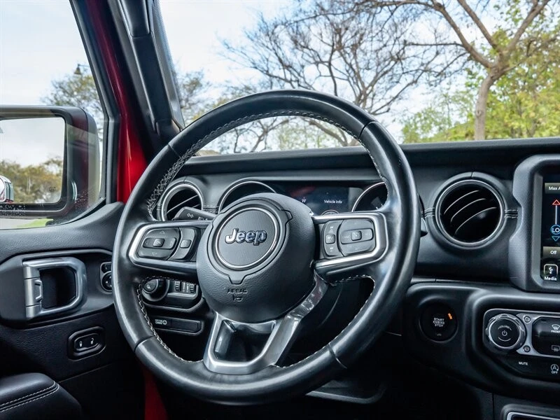 2020 Jeep JT Gladiator - Image 16 of 21
