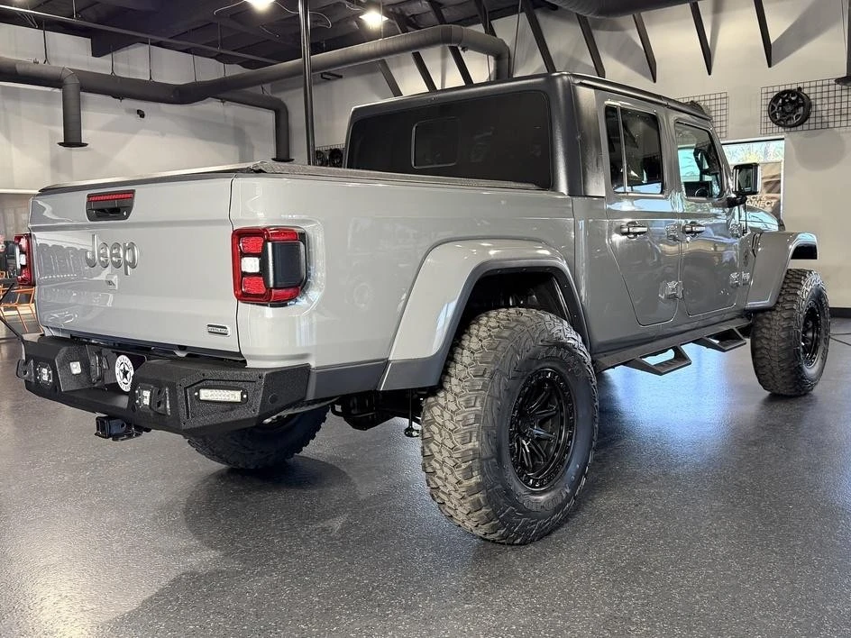 2020 Jeep JT Gladiator - Image 17 of 31