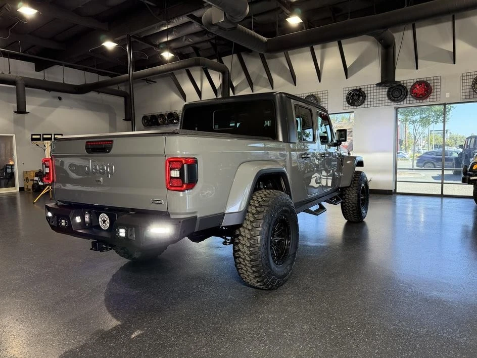 2020 Jeep JT Gladiator - Image 30 of 31