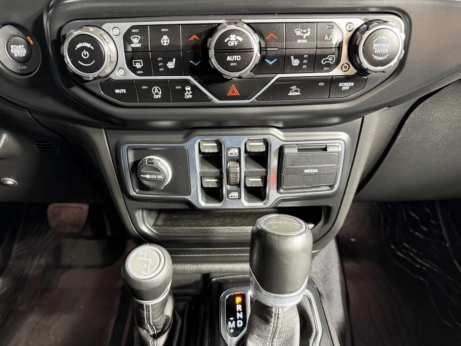 2020 Jeep JT Gladiator - Image 25 of 31