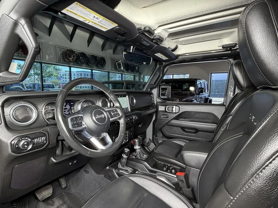 2020 Jeep JT Gladiator - Image 18 of 31