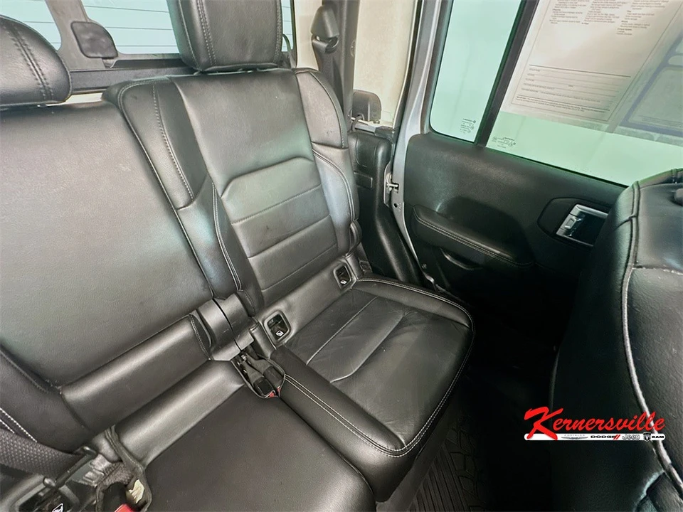 2020 Jeep JT Gladiator - Image 14 of 21