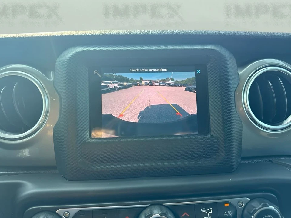 2020 Jeep JT Gladiator - Image 16 of 28