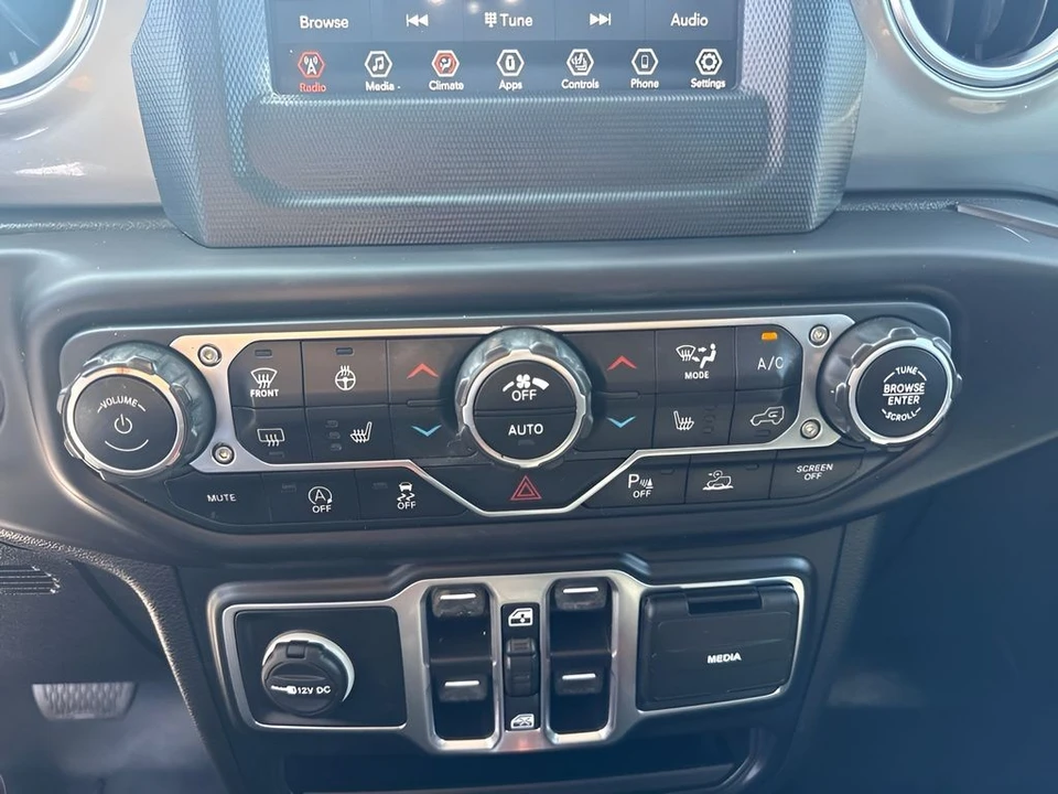 2020 Jeep JT Gladiator - Image 14 of 28