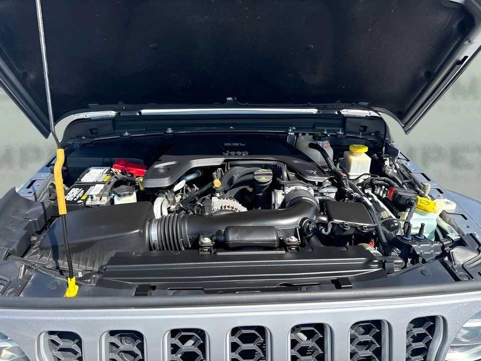2020 Jeep JT Gladiator - Image 23 of 28