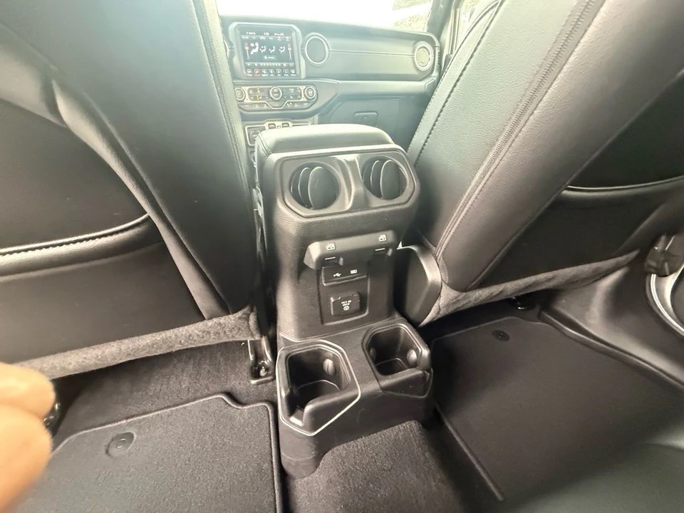 2020 Jeep JT Gladiator - Image 17 of 21