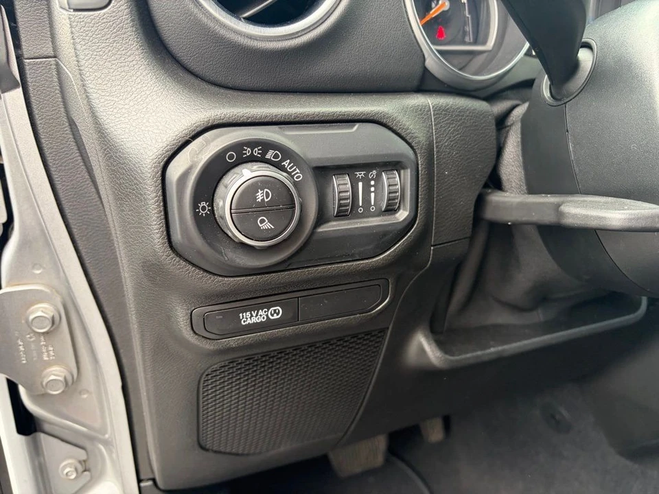 2020 Jeep JT Gladiator - Image 11 of 19