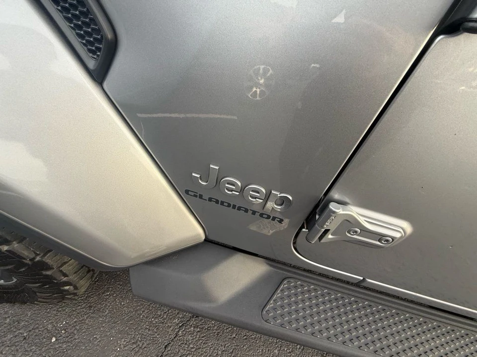 2020 Jeep JT Gladiator - Image 10 of 12