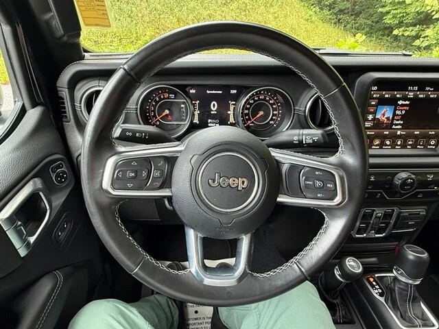 2020 Jeep JT Gladiator - Image 18 of 28