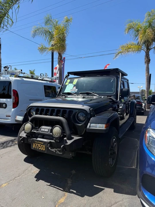 2020 Jeep JT Gladiator - Image 2 of 3