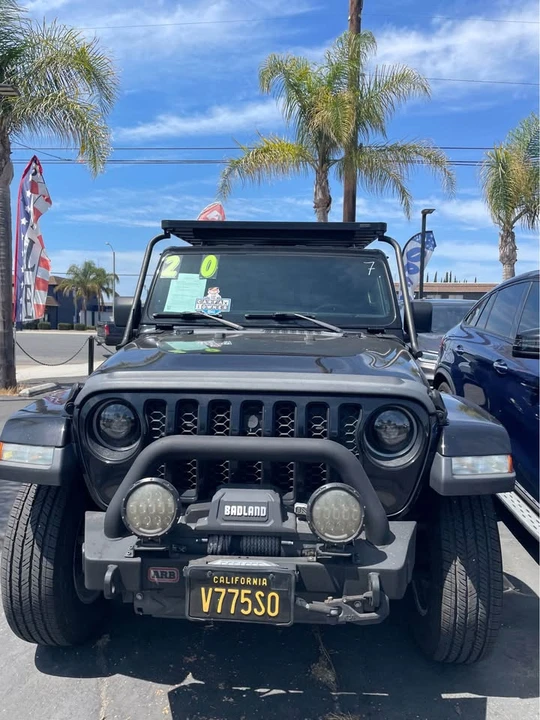 2020 Jeep JT Gladiator - Image 2 of 3