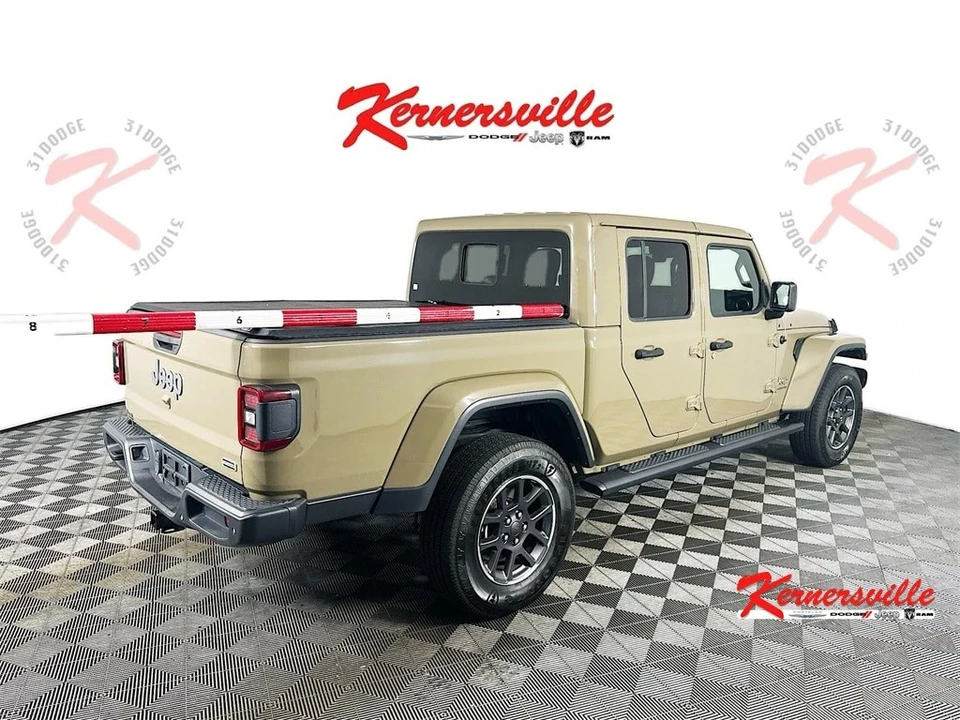 2020 Jeep JT Gladiator - Image 7 of 21