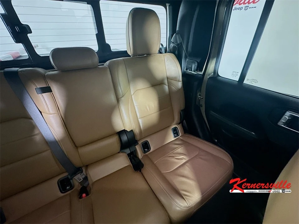 2020 Jeep JT Gladiator - Image 14 of 21