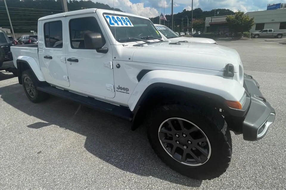 2020 Jeep JT Gladiator - Image 2 of 7