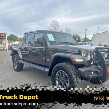 2020 Jeep Gladiator Overland 4dr Crew Cab 5.0 ft. SB