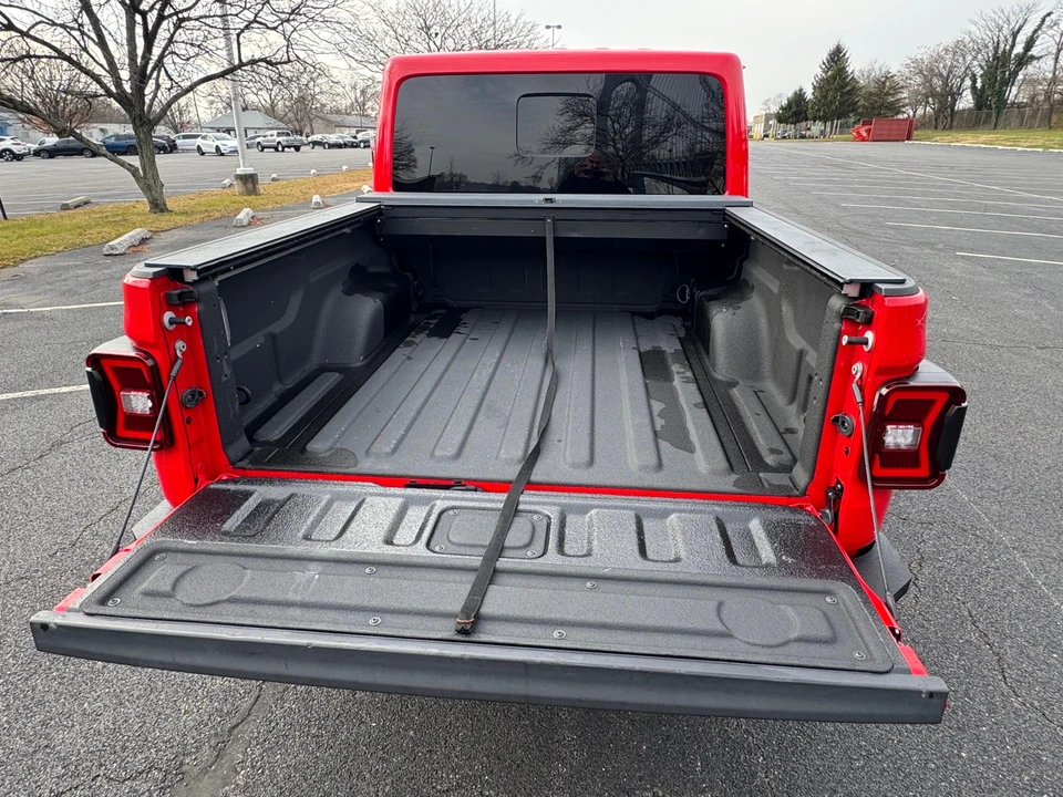 2020 Jeep JT Gladiator - Image 9 of 21